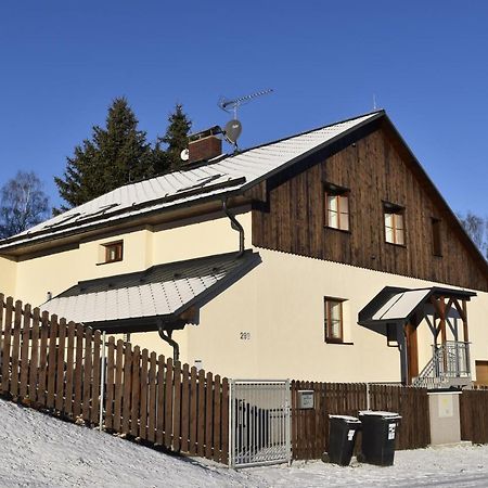 Haus Tolstejn Apartman Jiřetín pod Jedlovou Kültér fotó