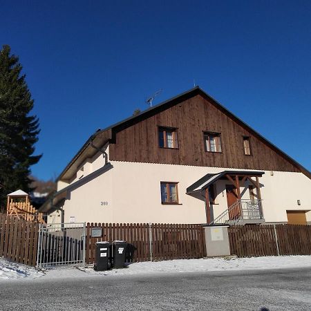 Haus Tolstejn Apartman Jiřetín pod Jedlovou Kültér fotó