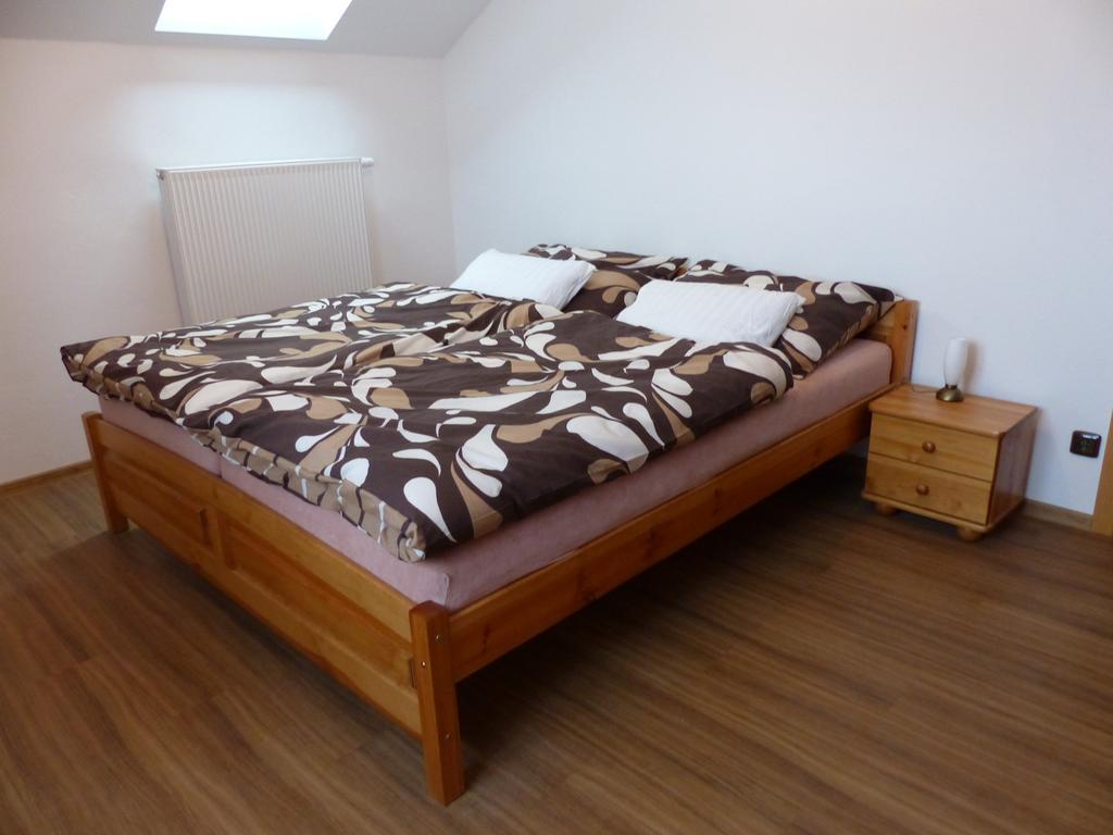 Haus Tolstejn Apartman Jiřetín pod Jedlovou Kültér fotó
